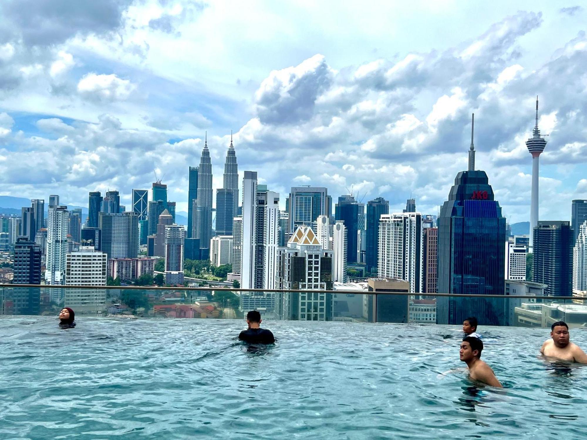 Regalia Service Suites Klcc Skypool กัวลาลัมเปอร์ ภายนอก รูปภาพ