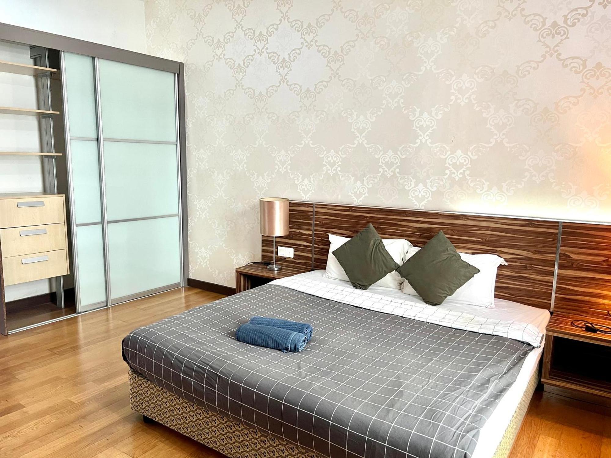 Regalia Service Suites Klcc Skypool กัวลาลัมเปอร์ ห้อง รูปภาพ